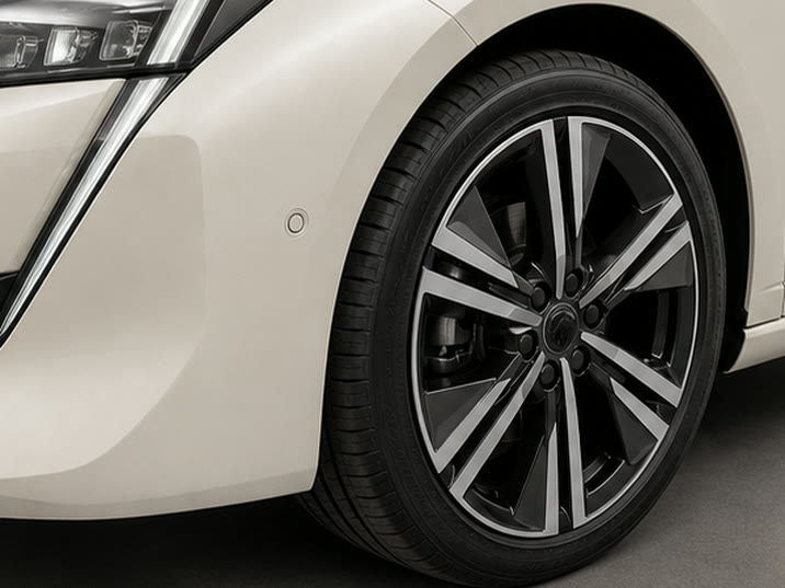 Peugeot 508 SW Hybrid 225 GT Pack – wiel en exterieurdetail