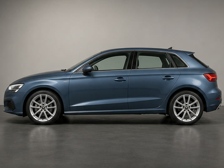 Audi A3 Sportback 1.6 TDI Attraction – zijaanzicht