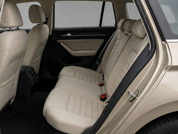 Volkswagen Golf Alltrack 1.8 TSI 4Motion – achterbank