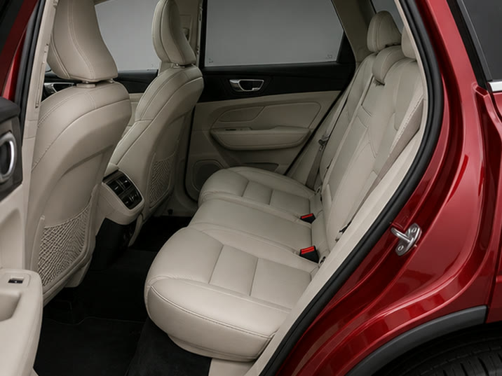 Volvo XC90 T5 AWD Inscription – achterbank
