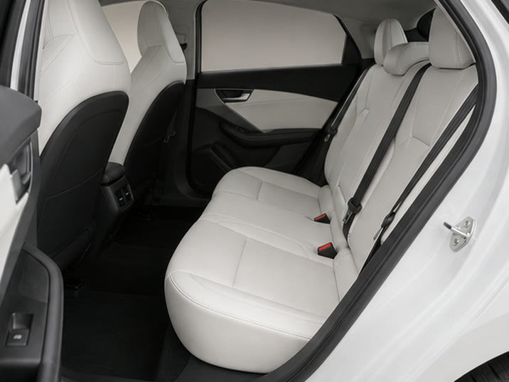 Tesla Model S Long Range AWD – achterbank