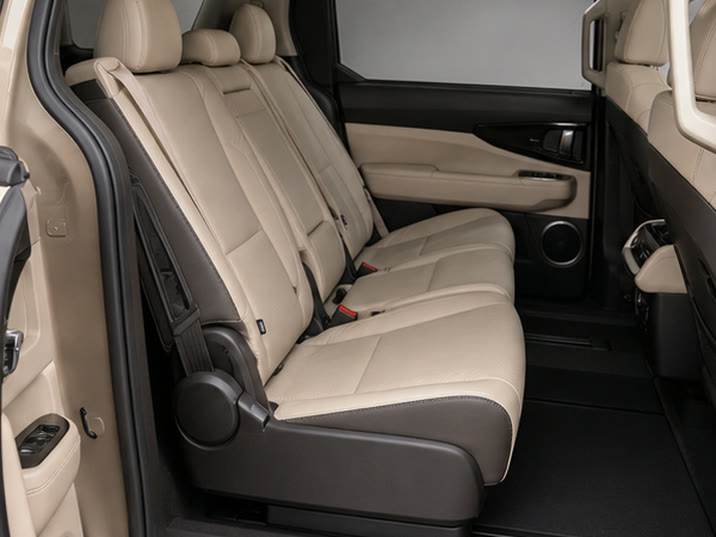 Kia Carens 1.5 T-GDi DynamicPlusLine – achterbank