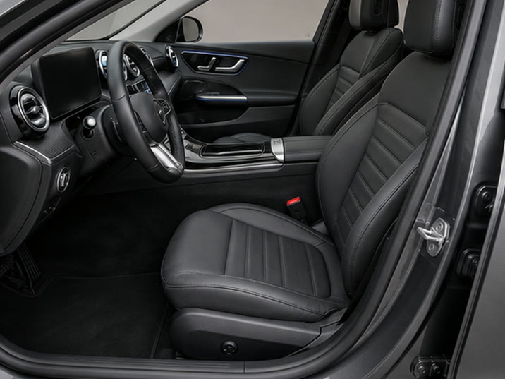 Mercedes-Benz C-Klasse C 200 AMG Line Premium Plus – voorstoelen