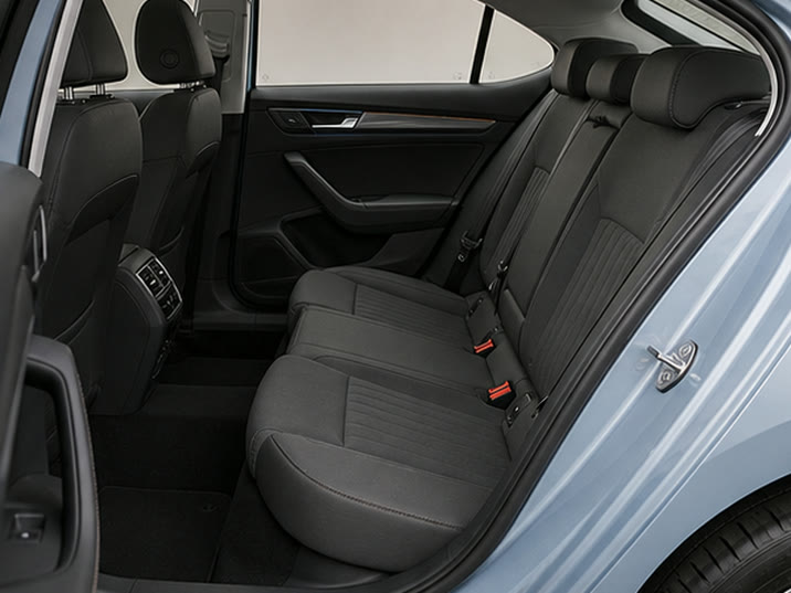Skoda Octavia 1.5 TSI Business Edition – achterbank