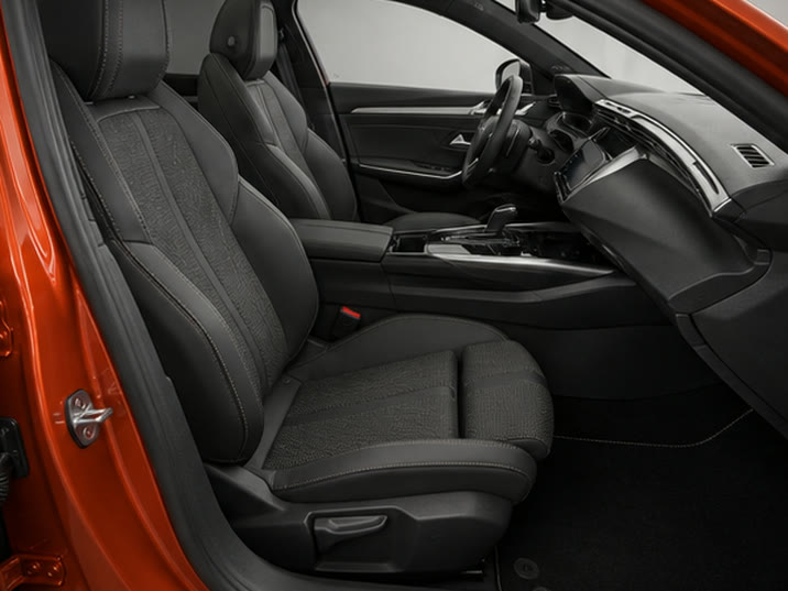 Peugeot 308 SW PureTech 130 Allure – voorstoelen
