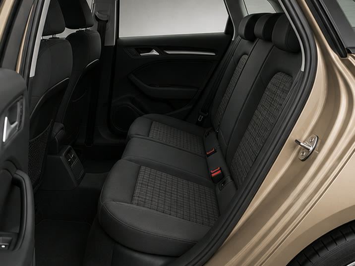 Audi A1 Sportback 1.0 TFSI Sport – achterbank
