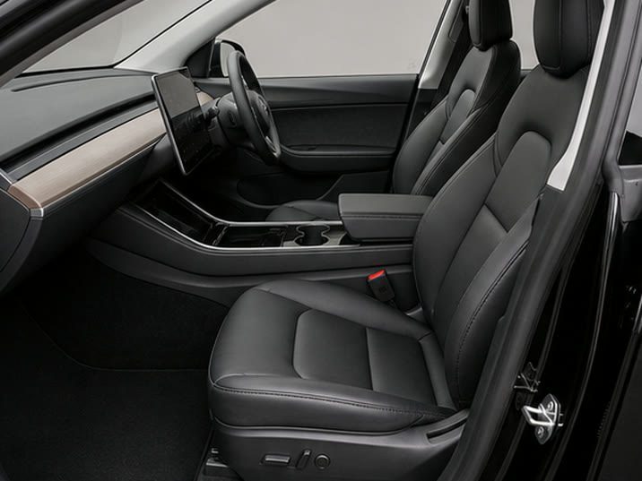Tesla Model S Performance Ludicrous – voorstoelen