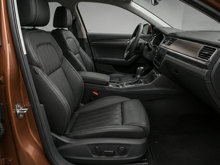 Skoda Octavia 1.0 TSI Ambition – voorstoelen