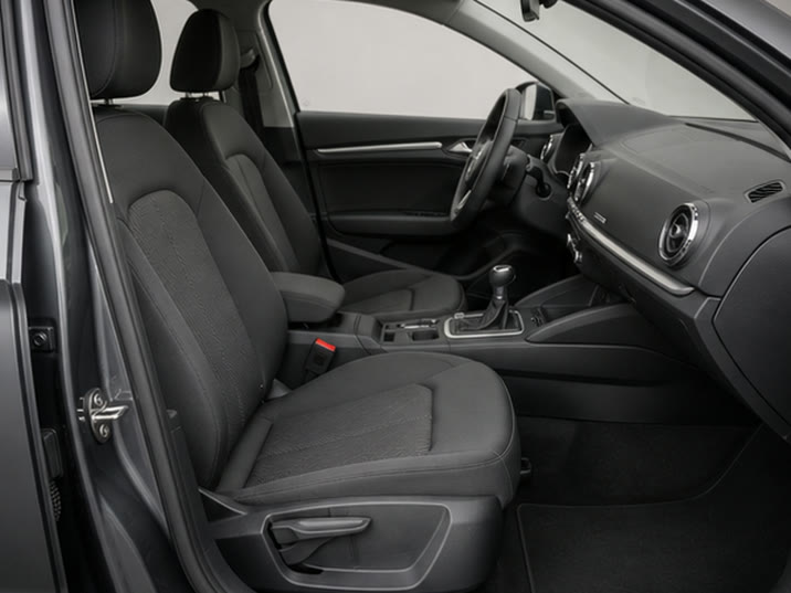 Audi A3 Sportback 1.4 TFSI Ambition – voorstoelen